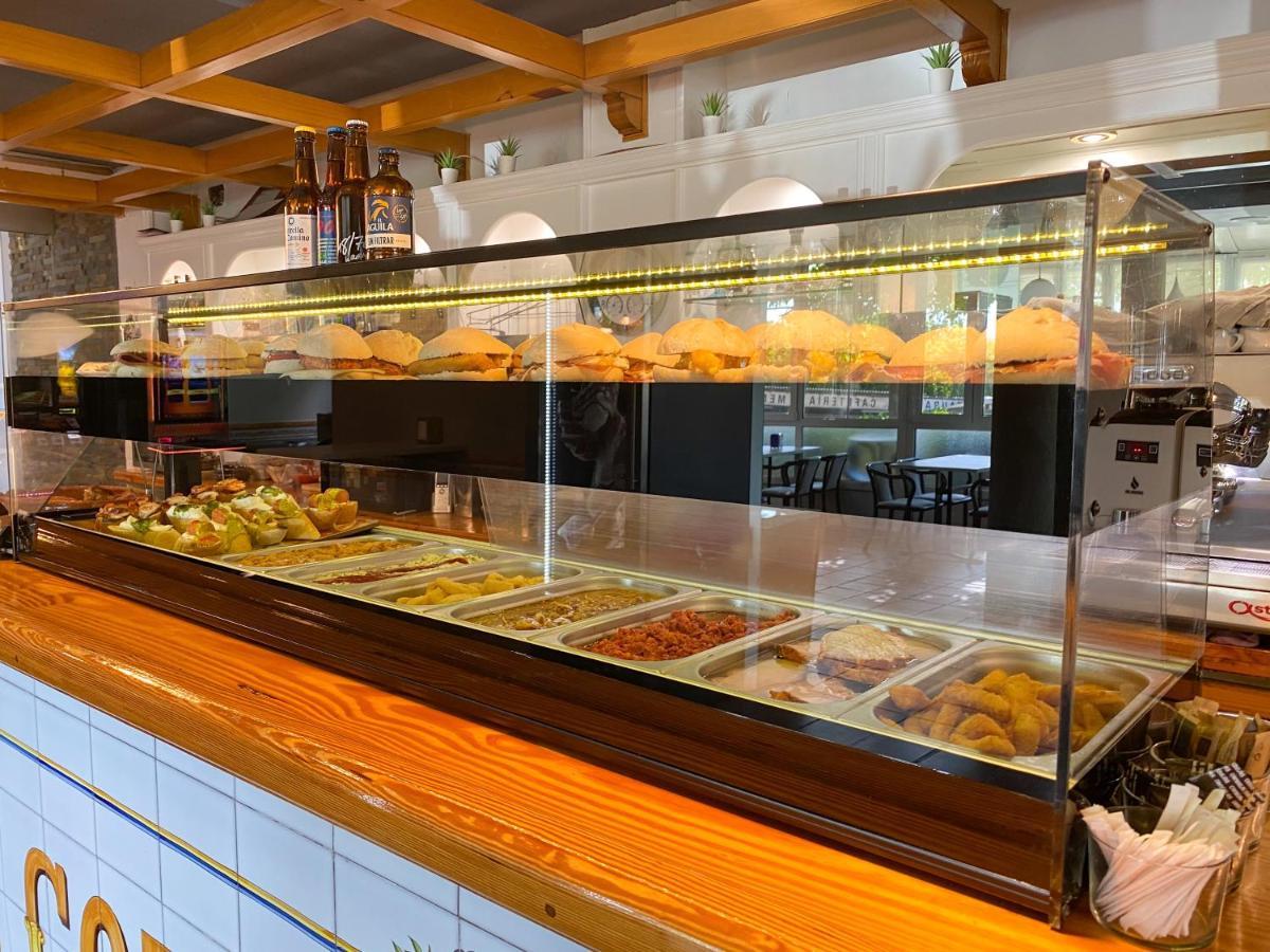 חריה Hotel La Colina מראה חיצוני תמונה