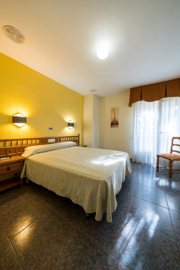 חריה Hotel La Colina מראה חיצוני תמונה