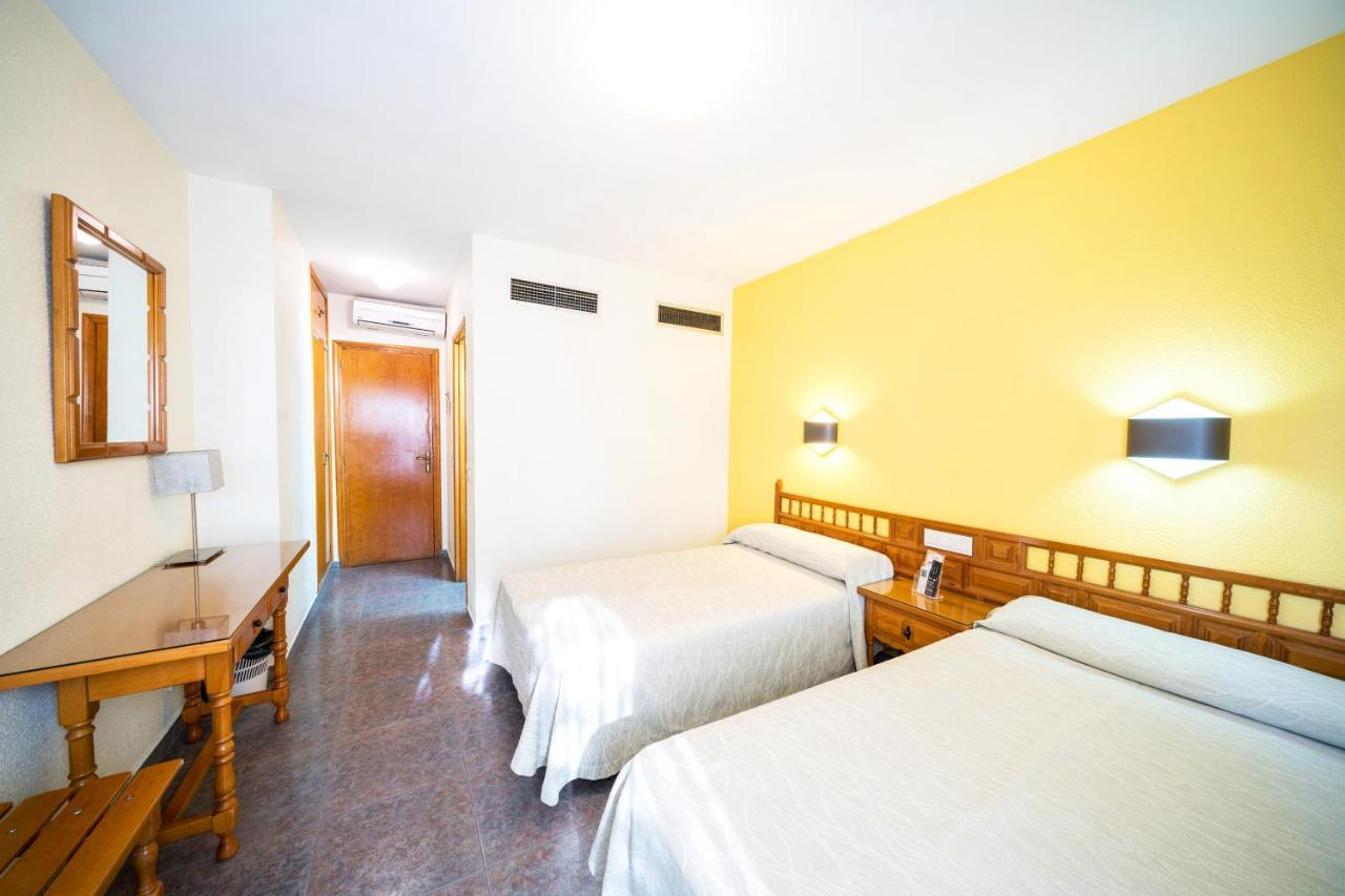 חריה Hotel La Colina מראה חיצוני תמונה