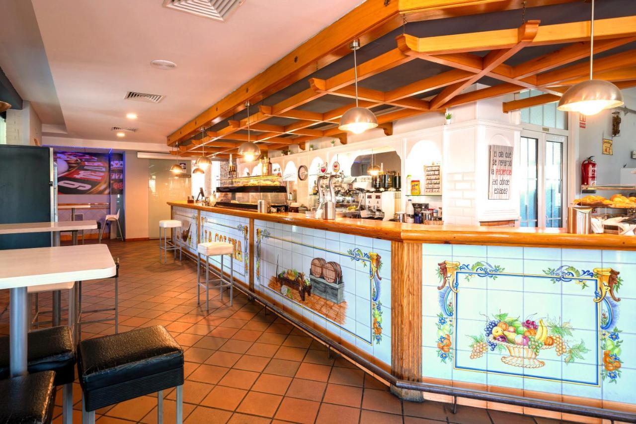 חריה Hotel La Colina מראה חיצוני תמונה