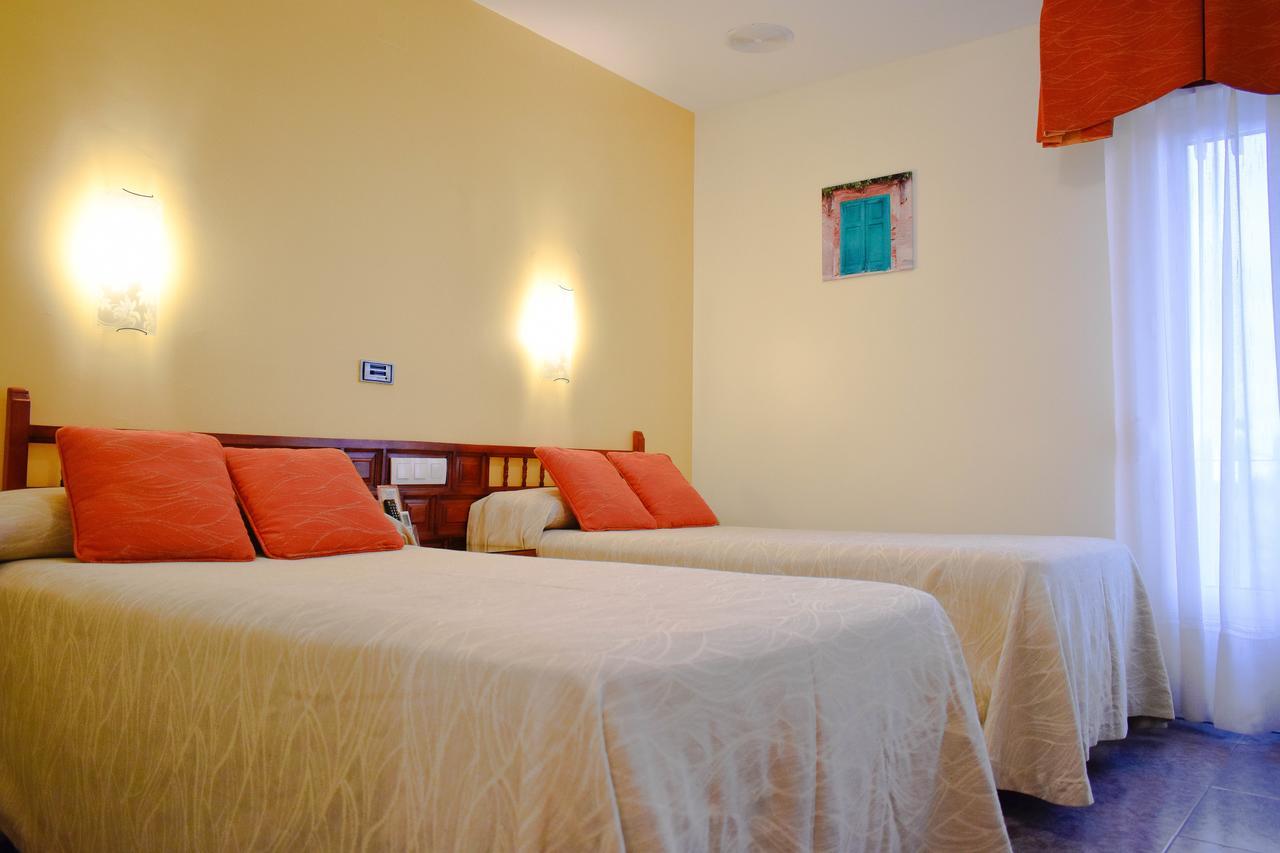 חריה Hotel La Colina מראה חיצוני תמונה