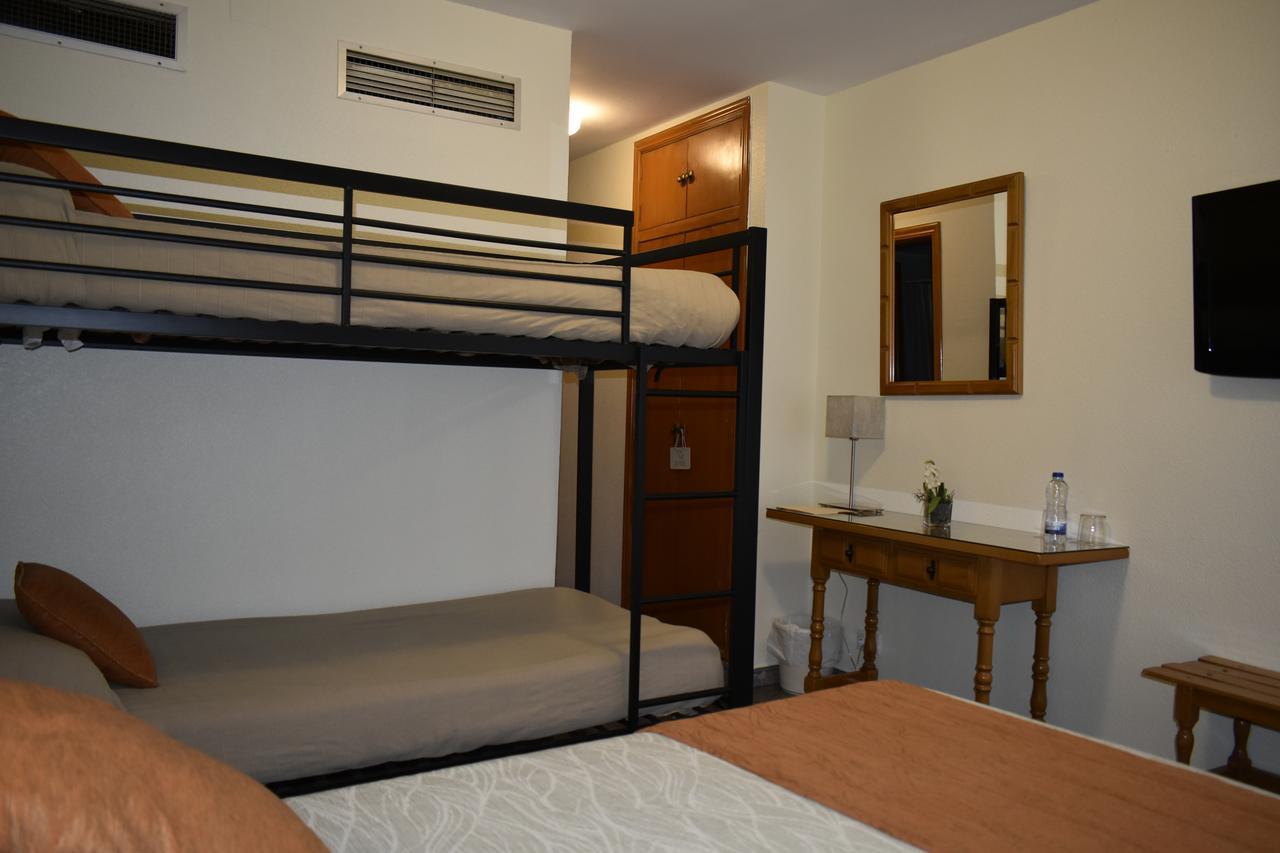 חריה Hotel La Colina מראה חיצוני תמונה